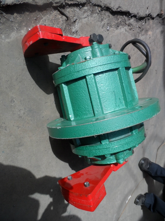 振動電機(jī)